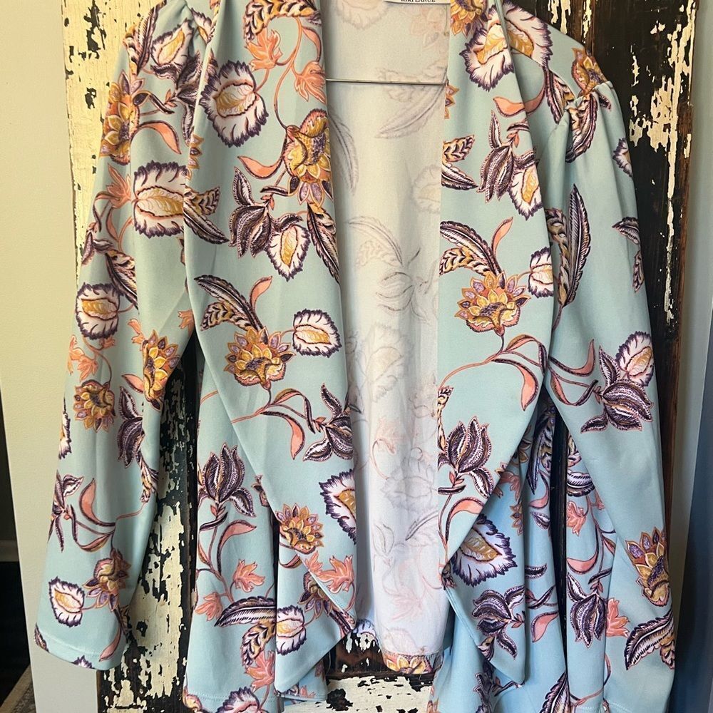 Light Blue Floral Open-Front Blazer